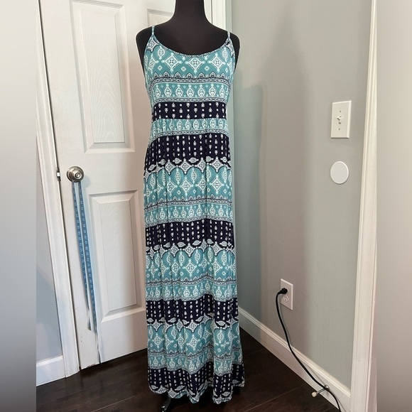 NWT Pink Republic smocked back Maxi dress - Picture 1 of 8